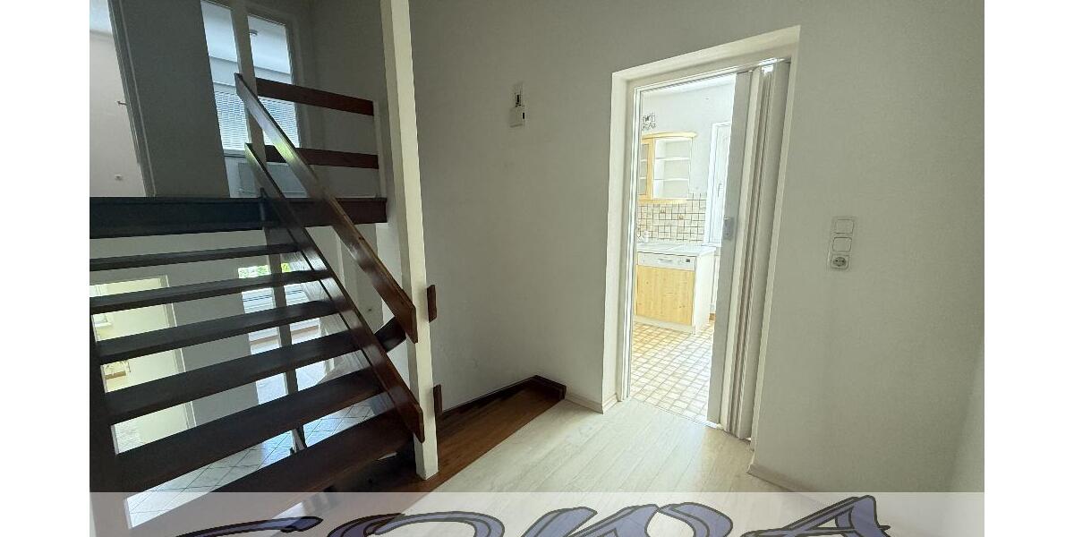 Einzugsbereit! Schickes Haus mit Garage und Garten in Neuburg - Ein Objekt von Ihrem Immobilienpartner SOWA Immobilien und Finanzen - Burg Neuburg an der Donau | Angebot:26145389