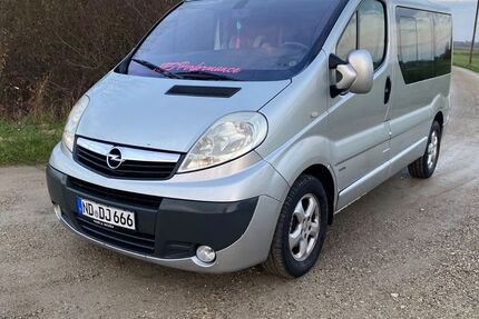 Opel Vivaro 245.000 km 4.700 &euro; Karlskron 85123