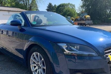 Audi TT 110.000 km 12.900 &euro; Aiglsbach 84089
