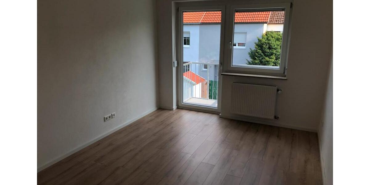 Reihenhaus Ingolstadt - 6 Zimmer, 134 m&sup2;, 595.000&euro; | Angebot:24655331