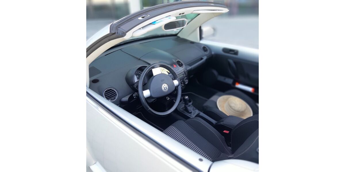 VW Beetle 71.000 km 22.000 &euro; Neuburg 86633
