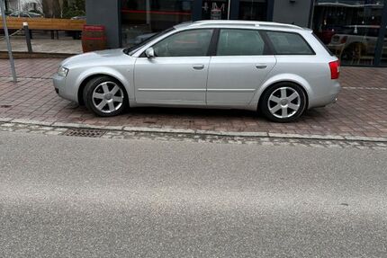 Audi A4 251.000 km 2.600 &euro; Mainburg 84048
