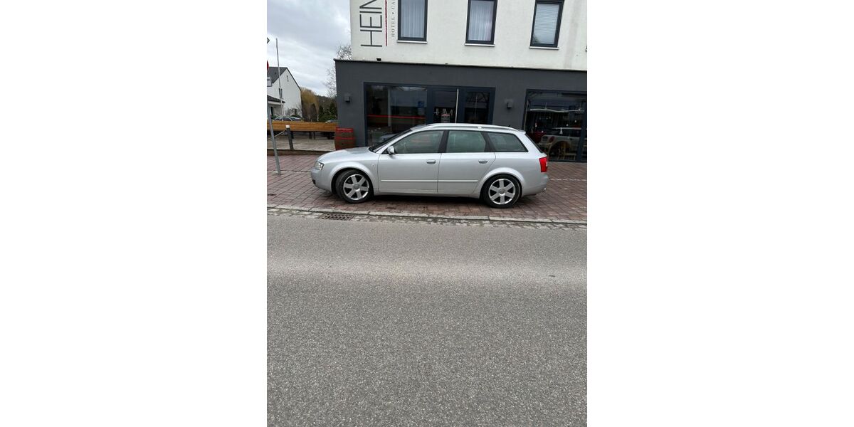 Audi A4 251.000 km 2.600 &euro; Mainburg 84048