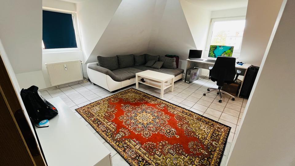 Dachgeschoßwohnung Ingolstadt Friedrichshofen-Hollerstauden - 2 Zimmer, 45 m&sup2;, 700&euro; | Angebot:27616436