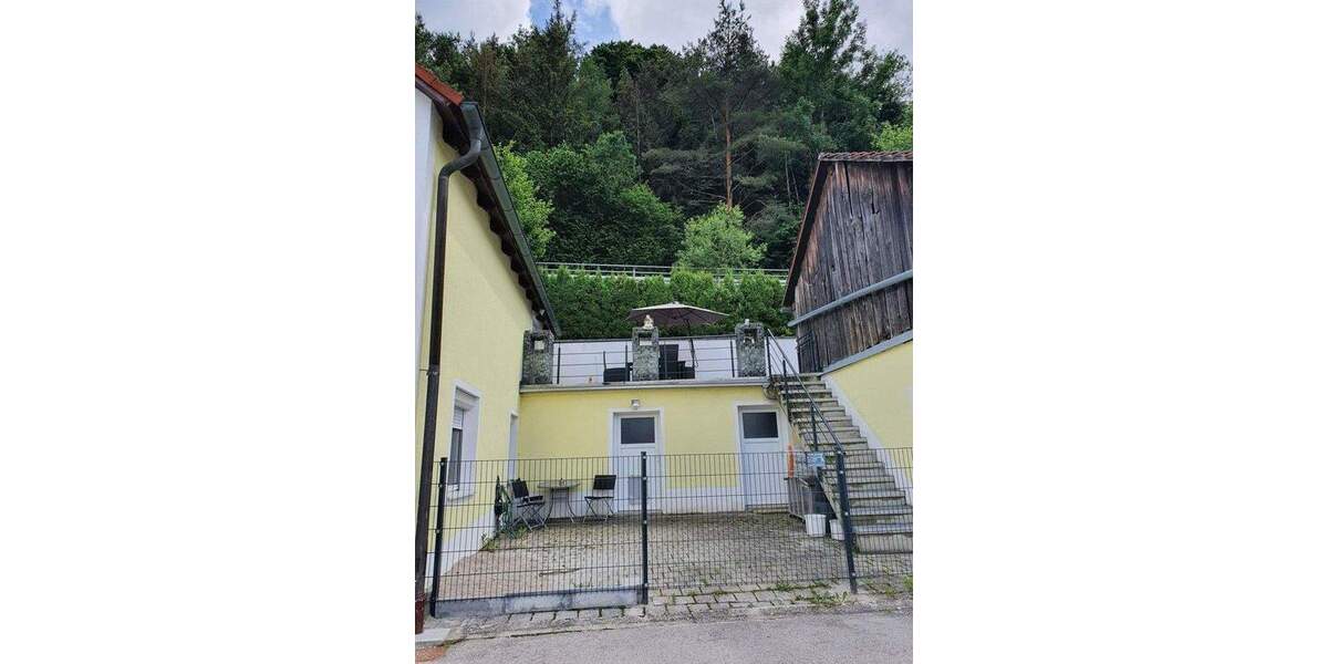 Einfamilienhaus Altmannstein Neuenhinzenhausen - 4 Zimmer, 144 m&sup2;, 399.000&euro; | Angebot:25722313