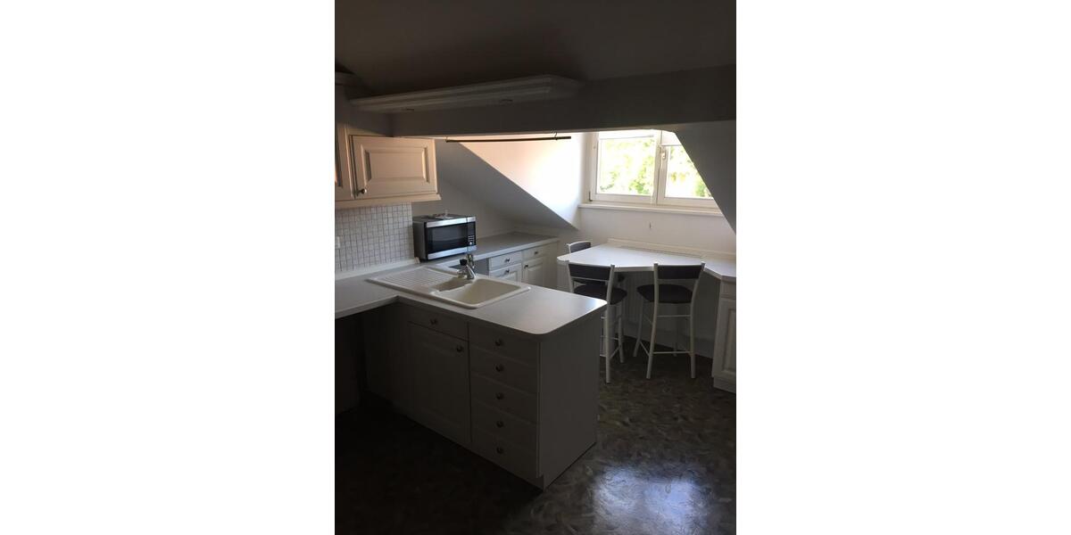 Dachgeschoßwohnung Denkendorf - 3 Zimmer, 80 m&sup2;, 780&euro; | Angebot:26381866