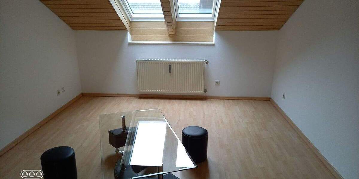 Etagenwohnung Gaimersheim - 4 Zimmer, 116 m&sup2;, 1.190&euro; | Angebot:25665577