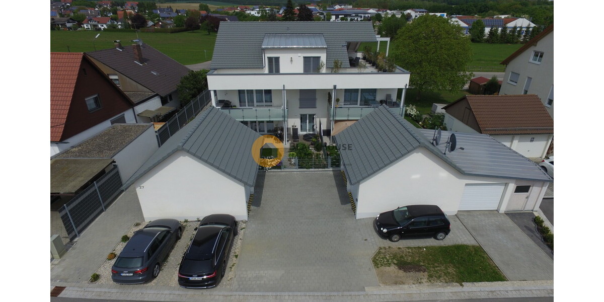 Eine Perle - Penthouse mit 100m² Dachterrasse und Platz für 4 Autos - Einfamilienhaus Wettstetten | Angebot:26652679