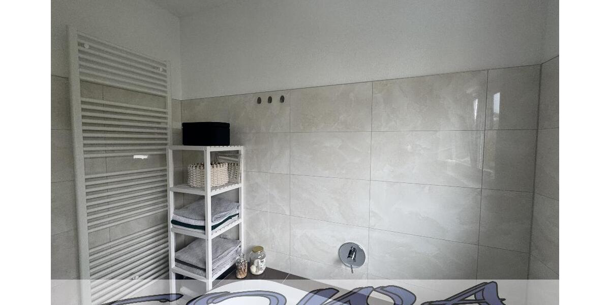 Hochwertige Doppelhaushälfte mit Stellplätzen in Hepberg - Ein Objekt von Ihrem Immobilienpartner SOWA Immobilien und Finanzen - Doppelhaushälfte Hepberg | Angebot:23704507