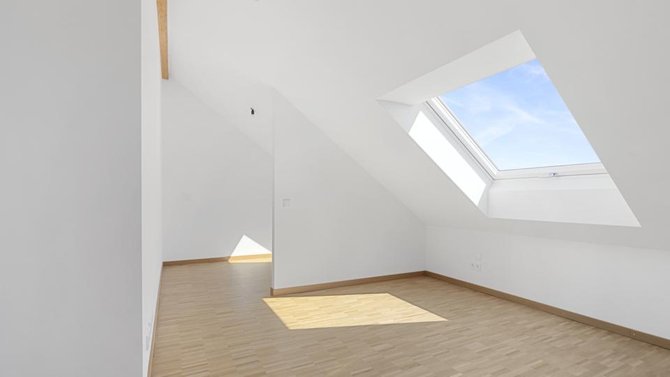 Dachgeschoßwohnung Ingolstadt Friedrichshofen-Hollerstauden - 3.5 Zimmer, 119 m&sup2;, 1.100&euro; | Angebot:26443277