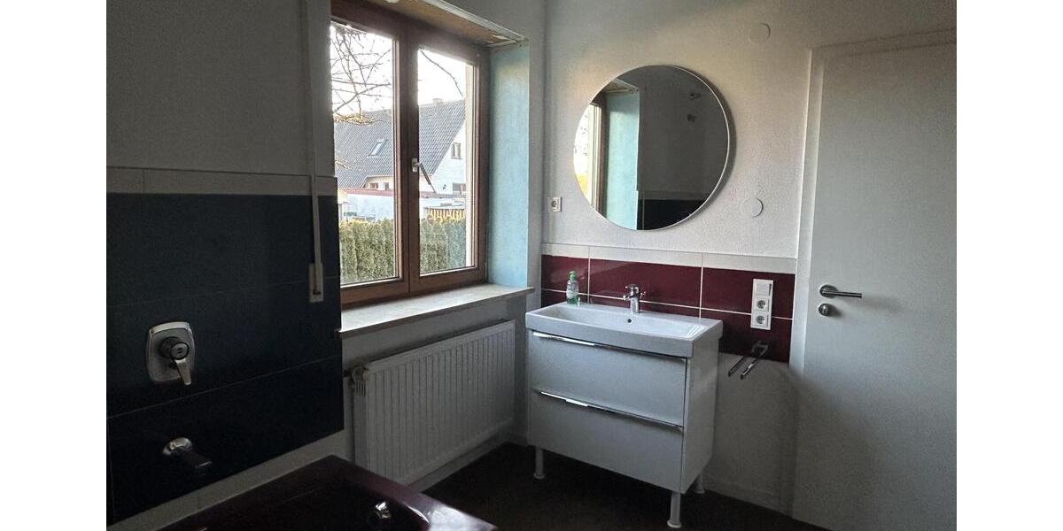 Erdgeschoßwohnung Karlshuld - 4 Zimmer, 134 m&sup2;, 1.400&euro; | Angebot:25145330