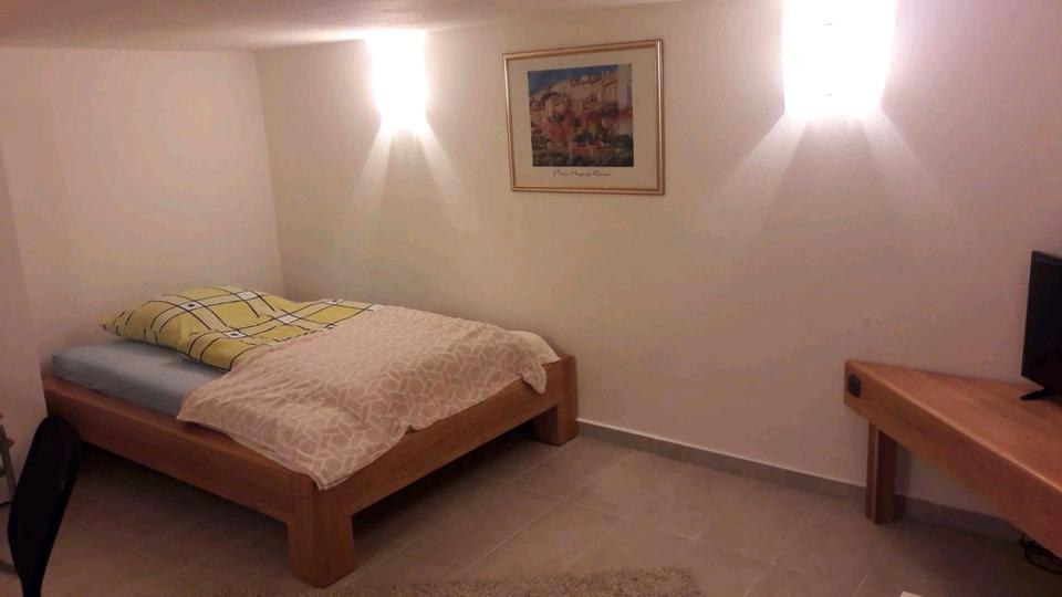 Etagenwohnung Ingolstadt - 25 Zimmer, 100 m&sup2;, 460&euro; | Angebot:20717592