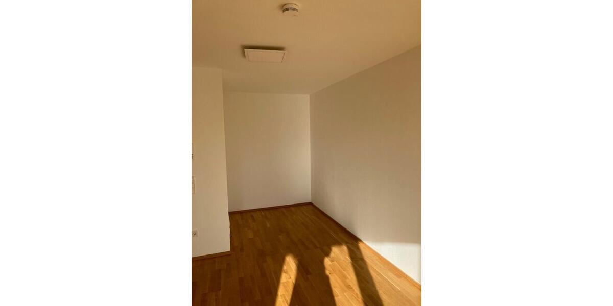 Erdgeschoßwohnung Karlskron - 3 Zimmer, 74 m&sup2;, 810&euro; | Angebot:25745888