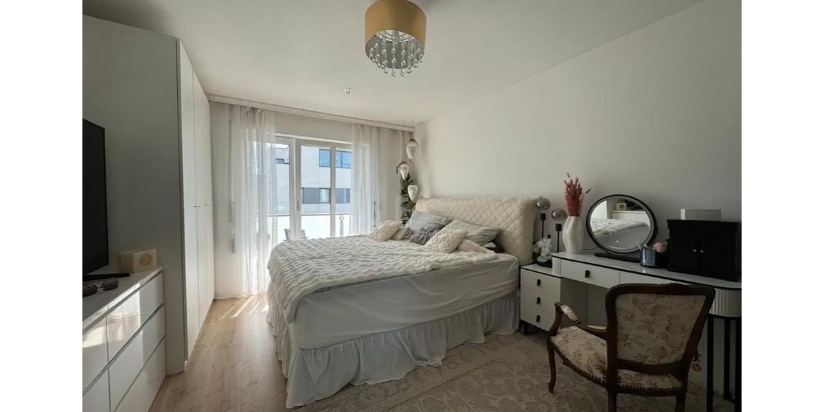 Etagenwohnung Ingolstadt - 3 Zimmer, 83 m&sup2;, 1.105&euro; | Angebot:25918878
