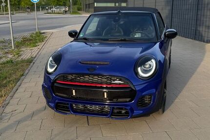 Mini John Cooper Works Cabrio 110.000 km 24.999 &euro; Ingolstadt 85049