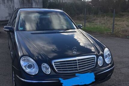 Mercedes-Benz E 320 262.400 km 4.899 &euro; Bergheim 86673
