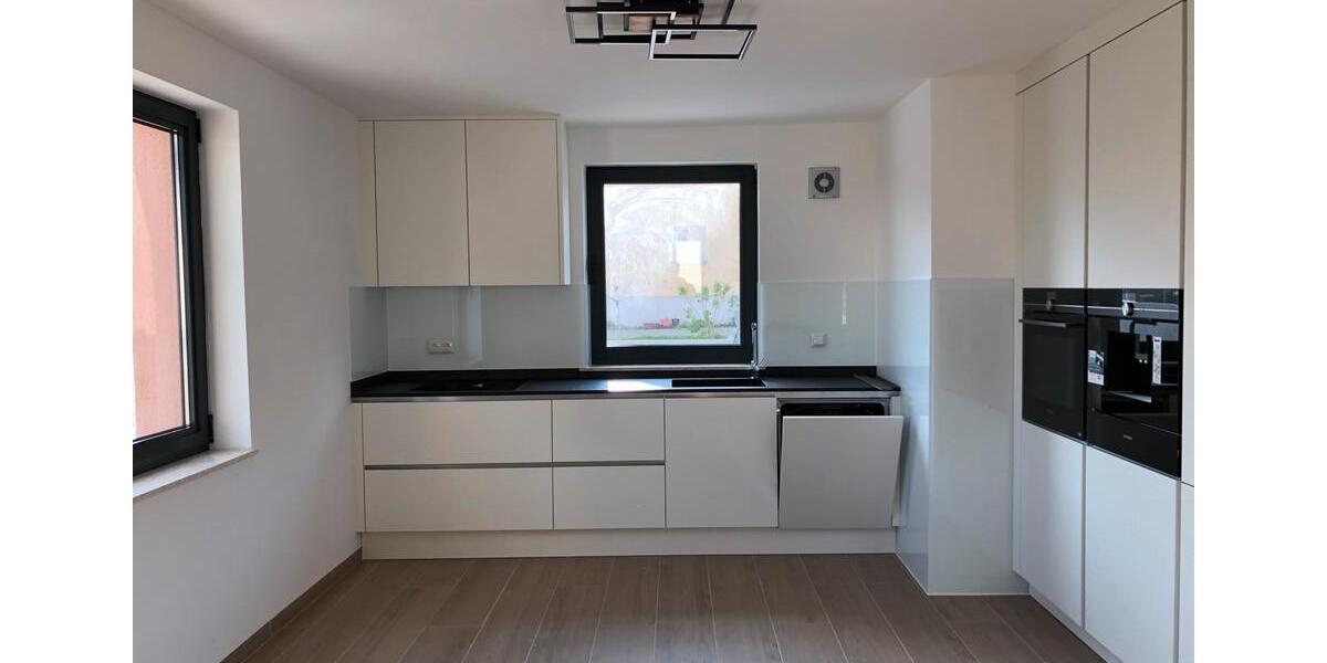 Erdgeschoßwohnung Mainburg - 2 Zimmer, 65 m&sup2;, 880&euro; | Angebot:26444219