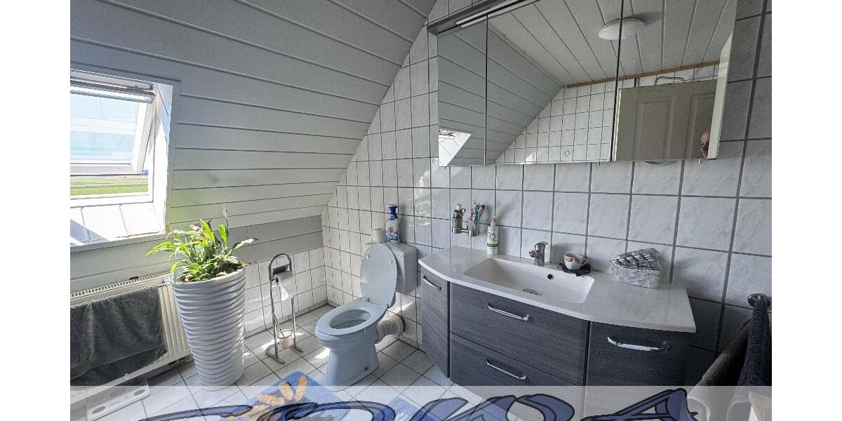 Charmantes Einfamilienhaus mit großem Garten, Garage und viel Platz für die ganze Familie - Ein Objekt von Ihrem Immobilienpartner SOWA Immobilien und Finanzen - Einfamilienhaus Königsmoos | Angebot:26957875