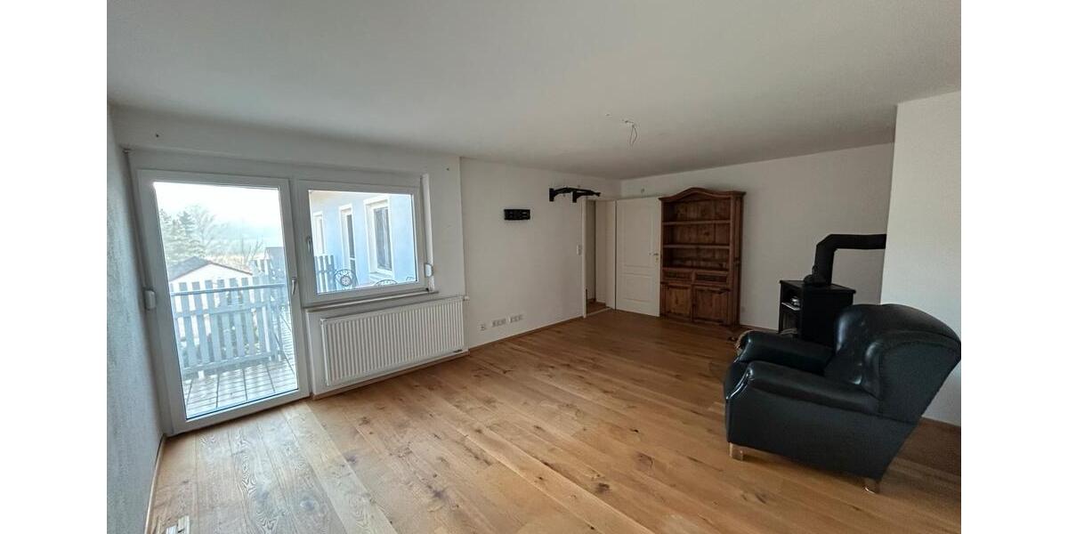 Einfamilienhaus Eichstätt - 8 Zimmer, 180 m&sup2;, 540.000&euro; | Angebot:25404541