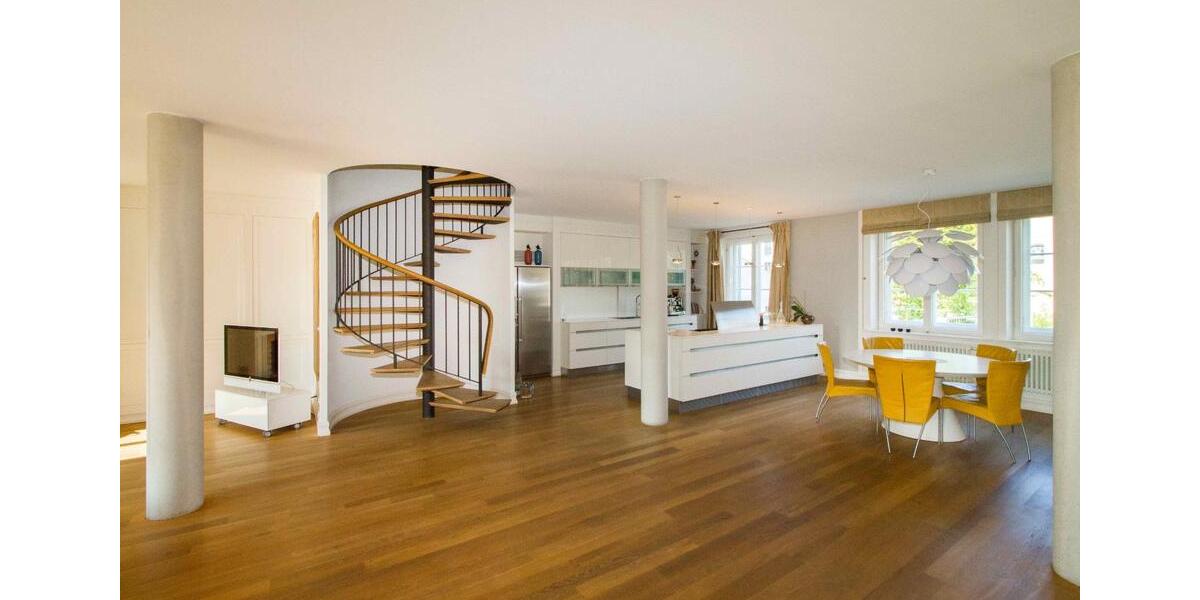 Villa Geisenfeld - 5 Zimmer, 372 m&sup2;, 1.280.000&euro; | Angebot:23391094