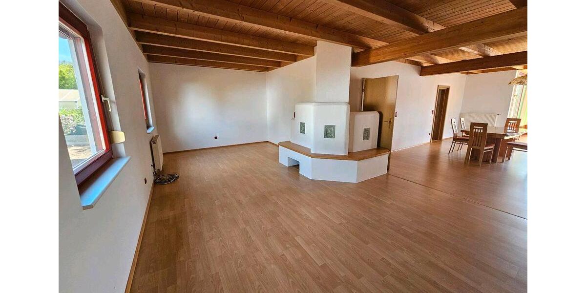 Einfamilienhaus Ehekirchen - 4 Zimmer, 173 m&sup2;, 1.850&euro; | Angebot:26423940