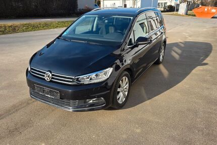 VW Touran 158.000 km 14.900 &euro; Mainburg 84048