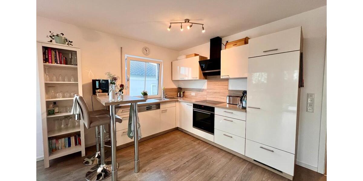 Etagenwohnung Hepberg - 3 Zimmer, 88 m&sup2;, 1.300&euro; | Angebot:26461586