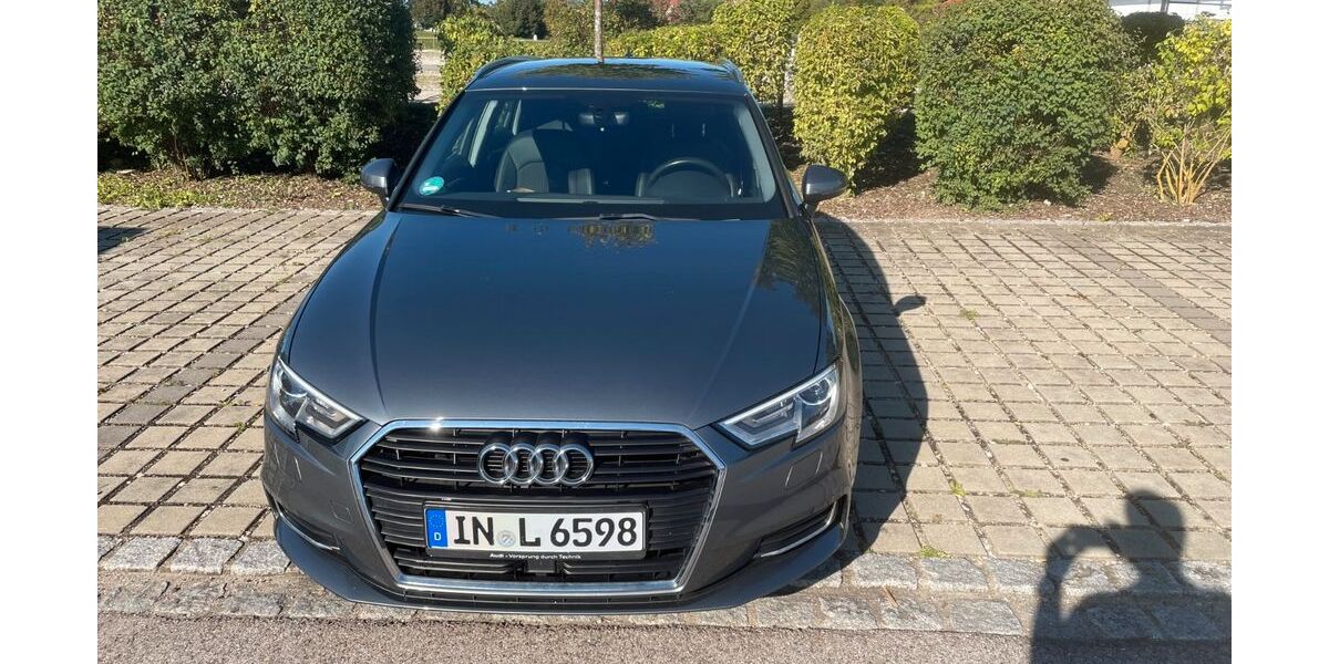 Audi A3 68.000 km 15.500 &euro; Böhmfeld 85113