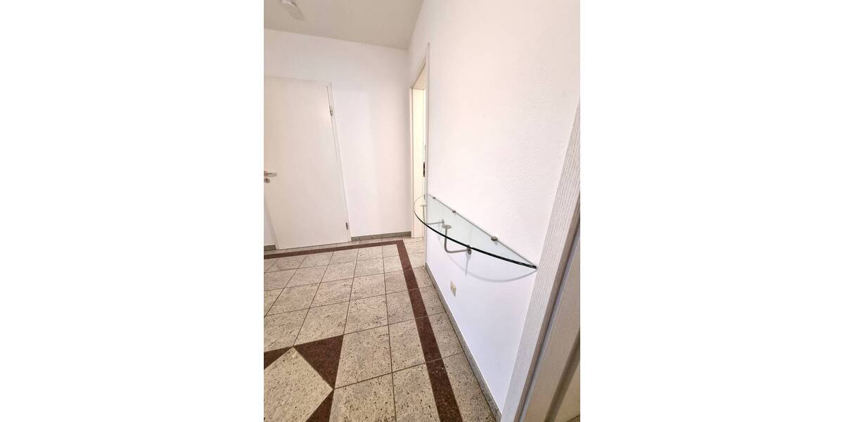 Etagenwohnung Ingolstadt Spitalhof - 3 Zimmer, 102 m&sup2;, 1.250&euro; | Angebot:26787284