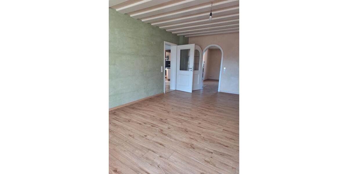 Mehrfamilienhaus, Wohnhaus Pförring - 8 Zimmer, 306 m&sup2;, 2.700&euro; | Angebot:26222982