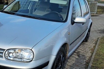 VW Golf 156.910 km 1.900 &euro; Karlshuld 86668