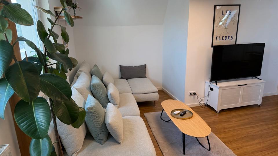 Dachgeschoßwohnung Ingolstadt - 4 Zimmer, 122 m&sup2;, 2.800&euro; | Angebot:26422226