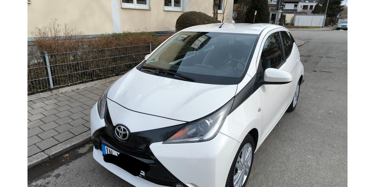 Toyota Aygo (X) 152.455 km 5.400 &euro; Oberdolling 85129