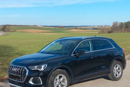 Audi Q3 9.000 km 37.300 &euro; Hitzhofen 85122
