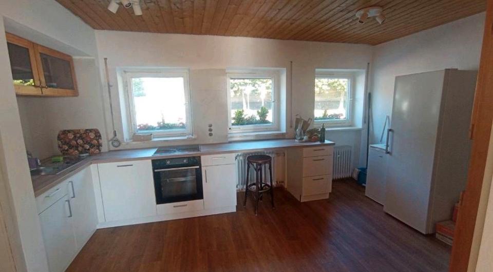 Erdgeschoßwohnung Ingolstadt Nordost - 7 Zimmer, 10 m&sup2;, 345&euro; | Angebot:26272771