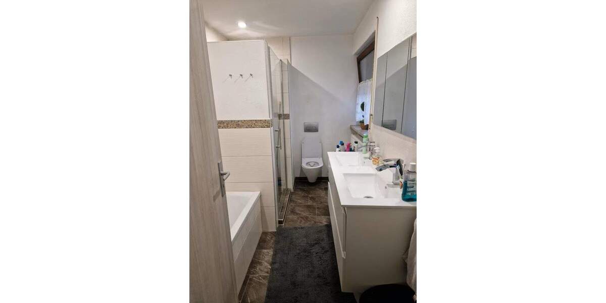 Mehrfamilienhaus, Wohnhaus Denkendorf Dörndorf - 8 Zimmer, 220 m&sup2;, 579.000&euro; | Angebot:25675836