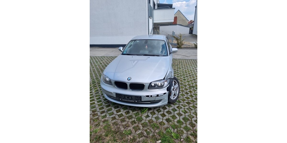 BMW 1er 300.800 km 1.900 &euro; Ingolstadt 85049