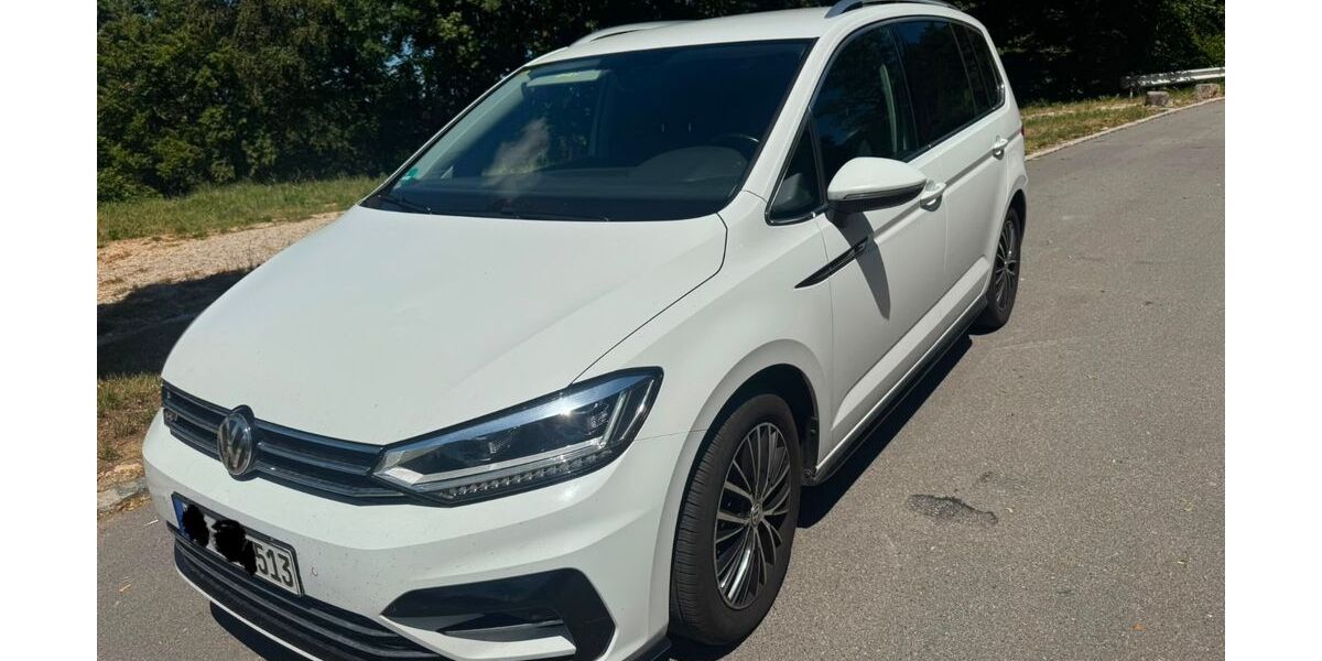VW Touran 157.900 km 15.999 &euro; Riedenburg 93339