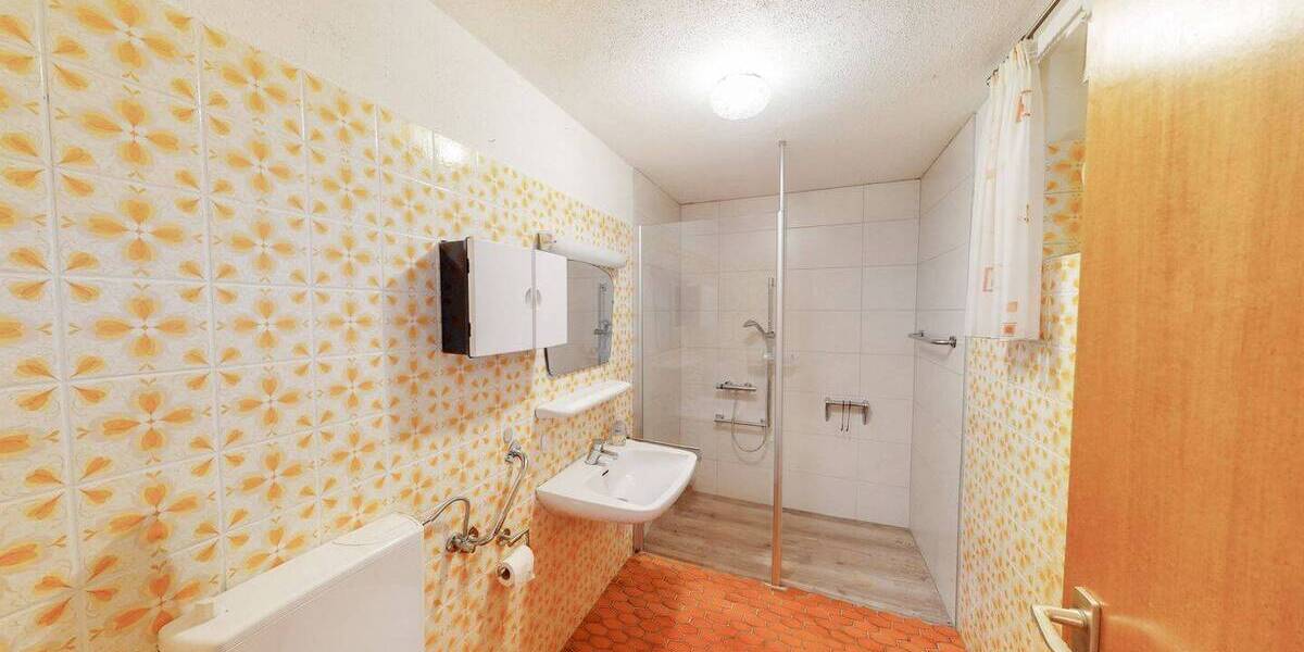 Einfamilienhaus Eichstätt Marienstein - 7 Zimmer, 216 m&sup2;, 510.000&euro; | Angebot:26569707