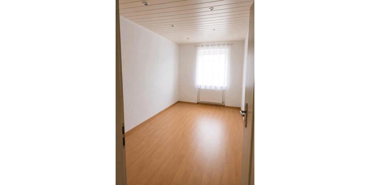 Etagenwohnung Ingolstadt Nordost - 3 Zimmer, 70 m&sup2;, 280.000&euro; | Angebot:26999307
