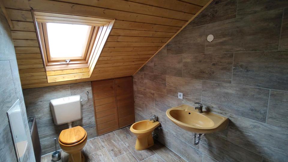 Reihenhaus Ingolstadt Nordost - 7 Zimmer, 210 m&sup2;, 650.000&euro; | Angebot:25392269