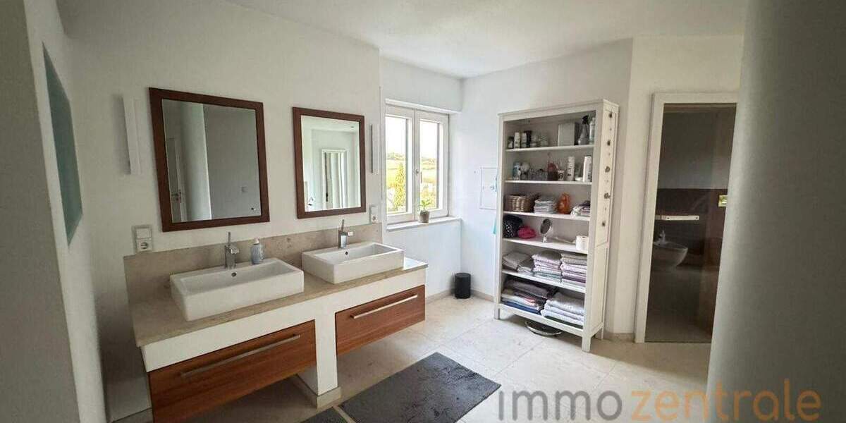 Einfamilienhaus Zandt Zandt - 5 Zimmer, 252 m&sup2;, 850.000&euro; | Angebot:25669194