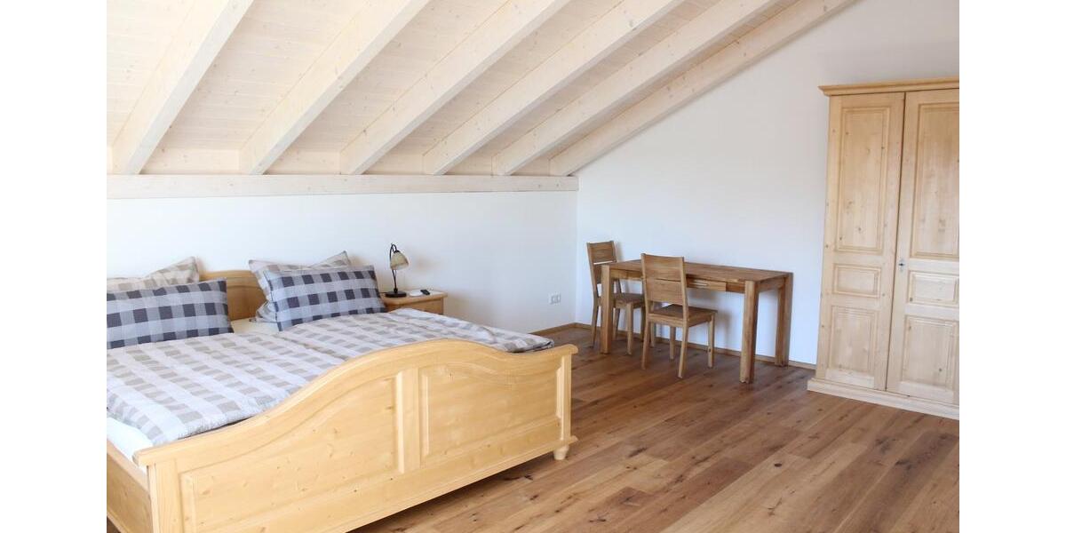 Etagenwohnung Walting - 4 Zimmer, 100 m&sup2;, 2.000&euro; | Angebot:25181740