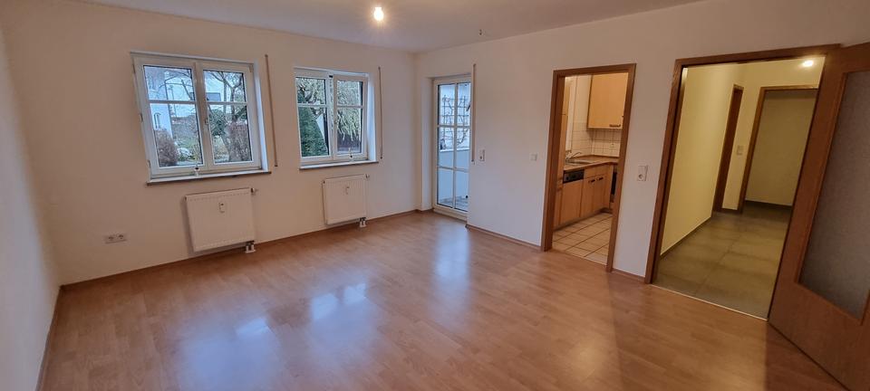Erdgeschoßwohnung Ingolstadt Friedrichshofen-Hollerstauden - 1 Zimmer, 41 m&sup2;, 500&euro; | Angebot:25219195