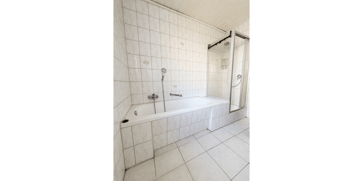 Mehrfamilienhaus, Wohnhaus Reichertshofen - 8 Zimmer, 218 m&sup2;, 689.999&euro; | Angebot:26817450