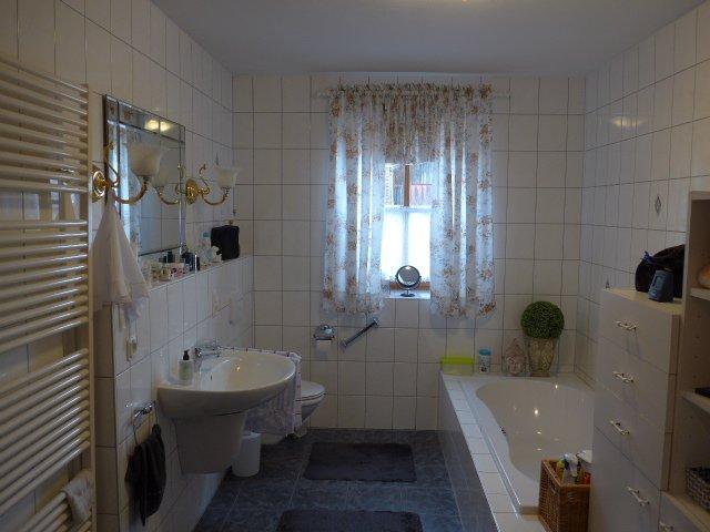 Einfamilienhaus Geisenfeld - 8 Zimmer, 212 m&sup2;, 829.000&euro; | Angebot:26762798