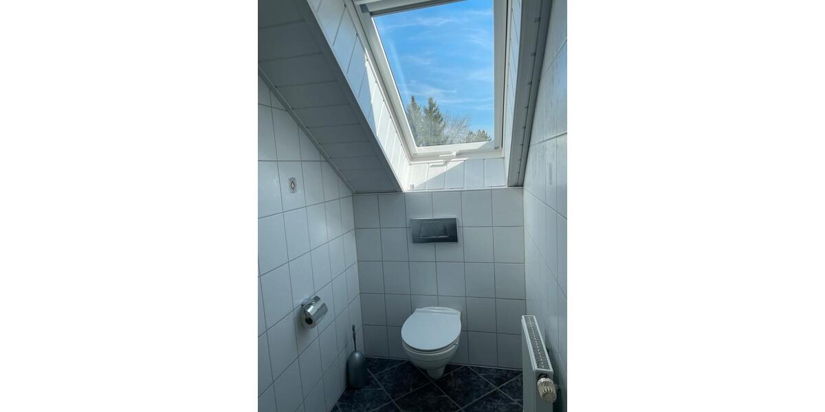 Dachgeschoßwohnung Ingolstadt Münchener Straße - 4 Zimmer, 122 m&sup2;, 1.190&euro; | Angebot:25639233