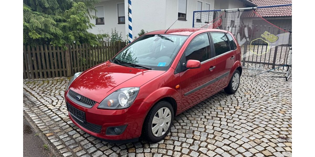 Ford Fiesta 110.000 km 2.490 &euro; Lippertshofen (bei Ingolstadt) 85080