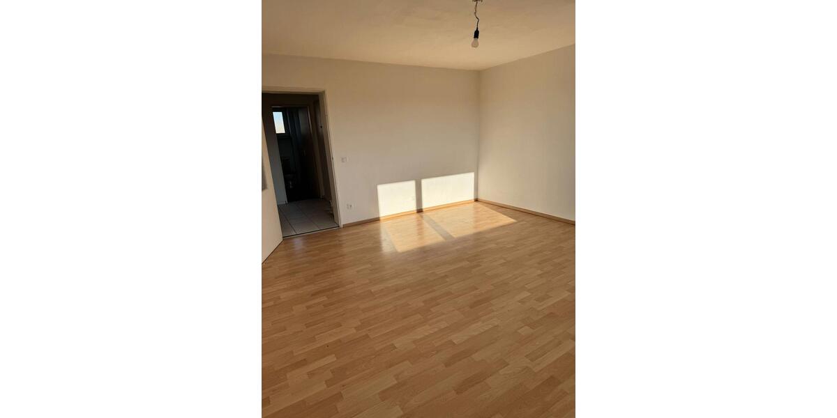 Etagenwohnung Ingolstadt - 4 Zimmer, 84 m&sup2;, 289.000&euro; | Angebot:26874982