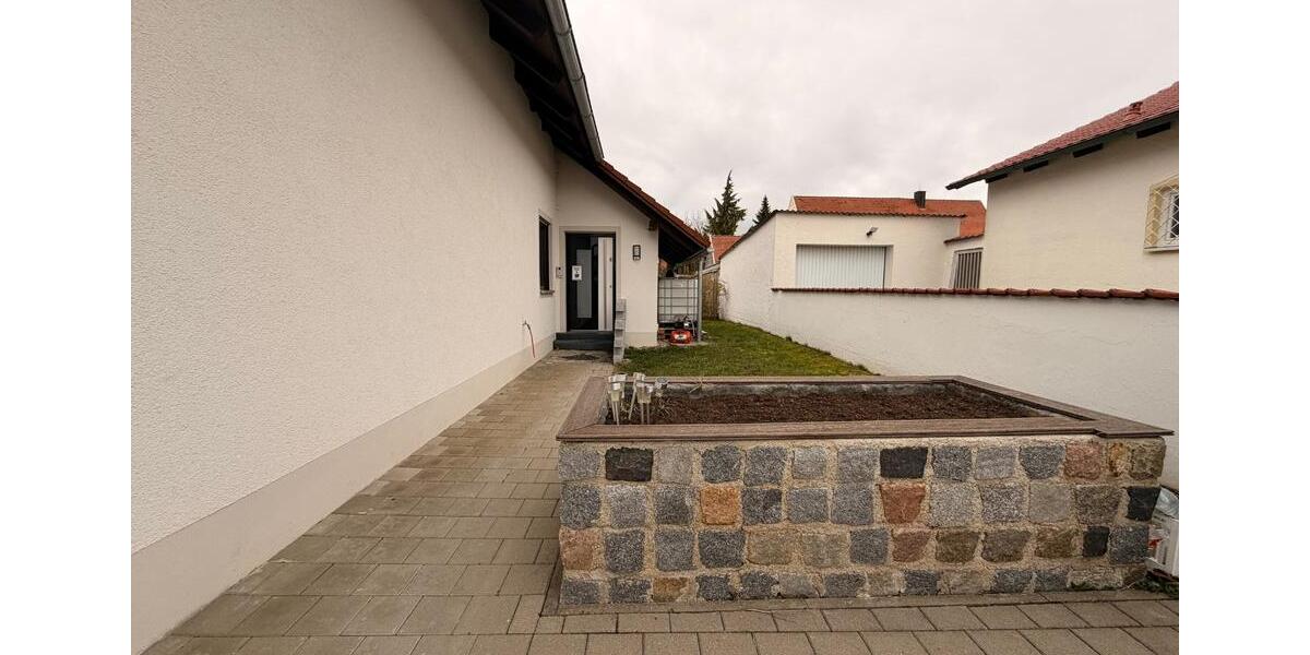 Dachgeschoßwohnung Stammham - 3 Zimmer, 85 m&sup2;, 287.000&euro; | Angebot:25653481